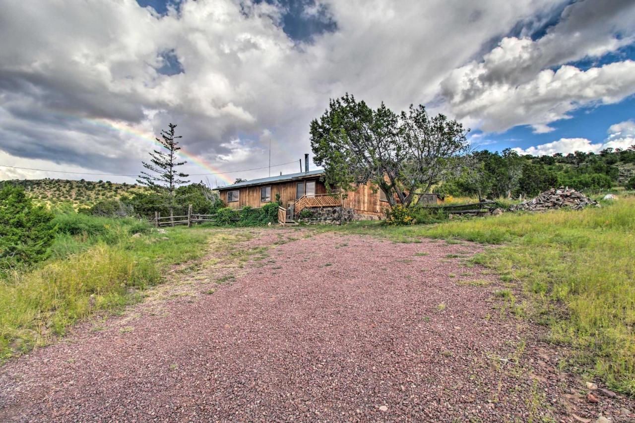 Peaceful Ranch Cabin, 3 Mi To Becker Lake! Springerville Екстериор снимка