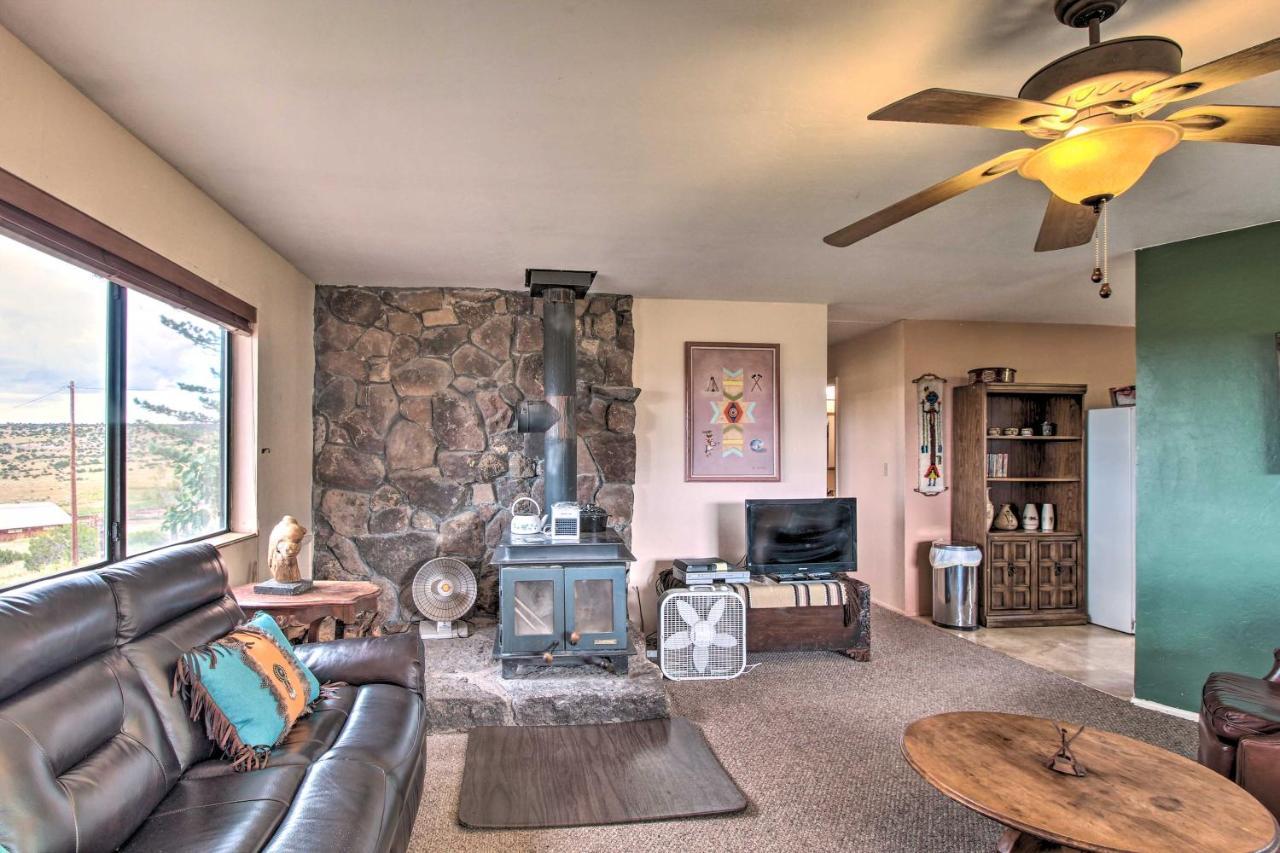 Peaceful Ranch Cabin, 3 Mi To Becker Lake! Springerville Екстериор снимка