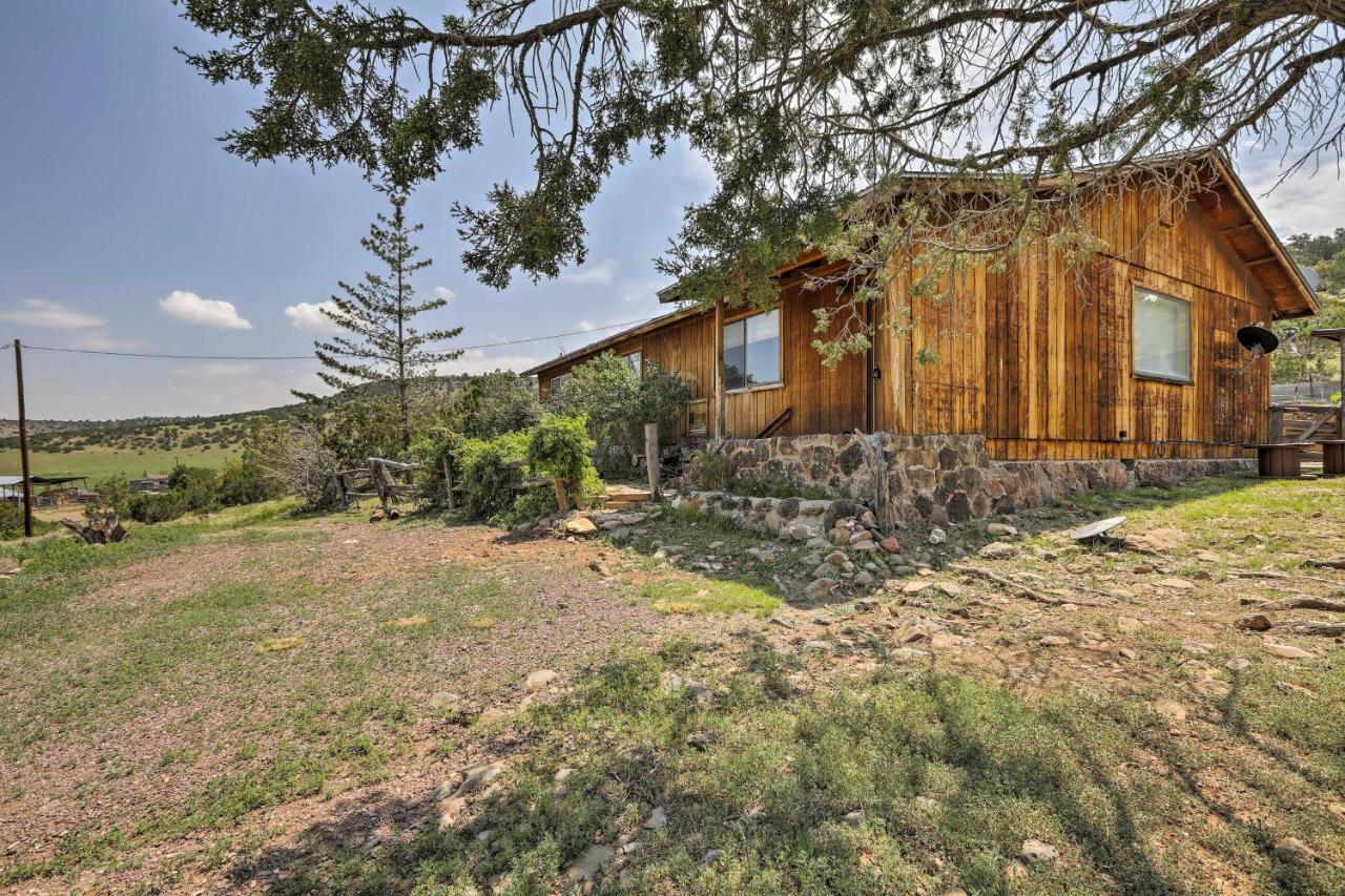 Peaceful Ranch Cabin, 3 Mi To Becker Lake! Springerville Екстериор снимка